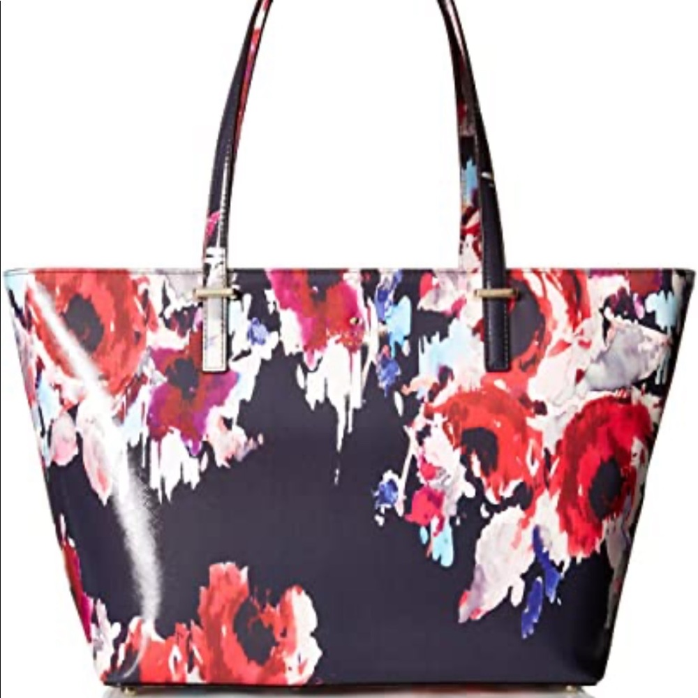 Kate Spade Cedar street Harmony bag in Hazy Floral